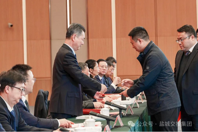 正在上传... image.png