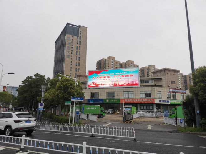 正在上传... image.png
